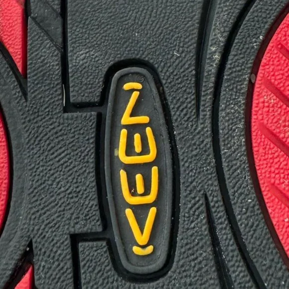 Keen Black Red Closed Toe Waterproof Rugged Outdoorsy All Terrain Men 10 Sandals - Picture 5 of 13